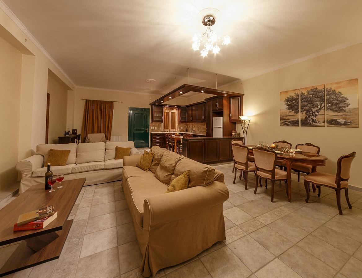 קרי Villa Nina מראה חיצוני תמונה